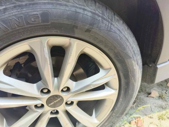 [苏州·苏U] 二手东风风光风光5802021款 ☆星版 1.8L 手动精英型