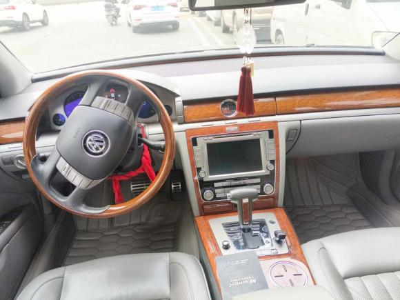 [成都·川A] 二手大众辉腾2011款 3.6L V6 5座加长商务版