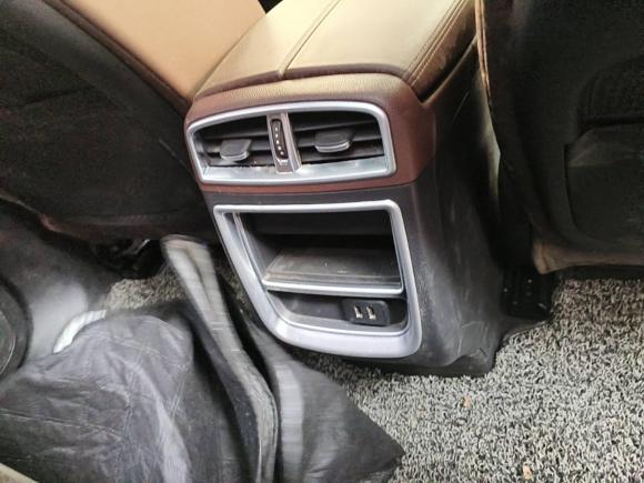 [上海·浙E] 二手别克昂科威2014款 28T 四驱全能运动旗舰型