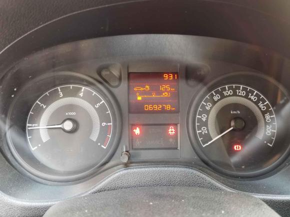 [义乌·浙G] 二手标致标致3012014款 1.6L 手动舒适版