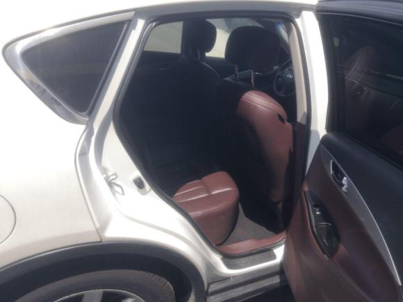 [佛山·粤E] 二手英菲尼迪英菲尼迪QX502013款 2.5L 两驱优雅版