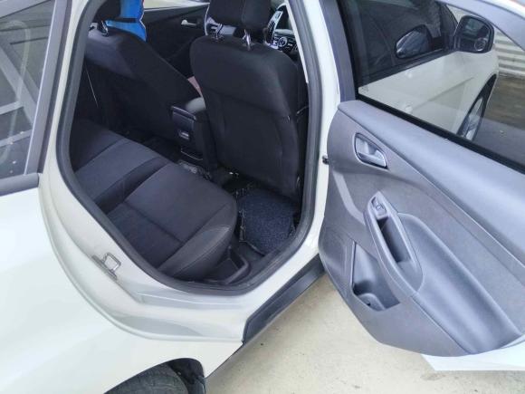 [无锡·苏B] 二手福特福克斯2017款 两厢 1.6L 手动舒适型智行版