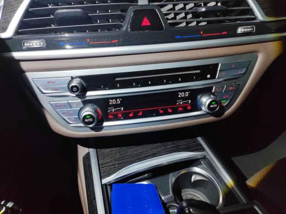 [上海·沪F] 二手宝马宝马7系2018款 740Li 领先型 M运动套装