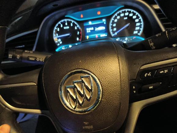 [南京·苏N] 二手别克英朗2015款 15N 自动豪华型