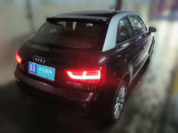 [杭州·浙A] 二手奥迪奥迪A12014款 30 TFSI 舒适型