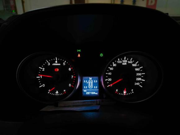 [无锡·苏B] 二手哈弗哈弗H62013款 升级版 1.5T 手动两驱精英型