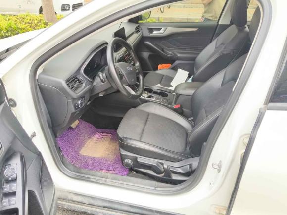 [武汉·鄂A] 二手福特福克斯2019款 两厢 EcoBoost 180 自动锋潮型