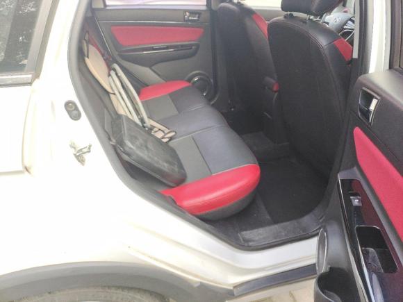 [无锡·苏B] 二手北京汽车绅宝X252015款 1.5L 手动精英型