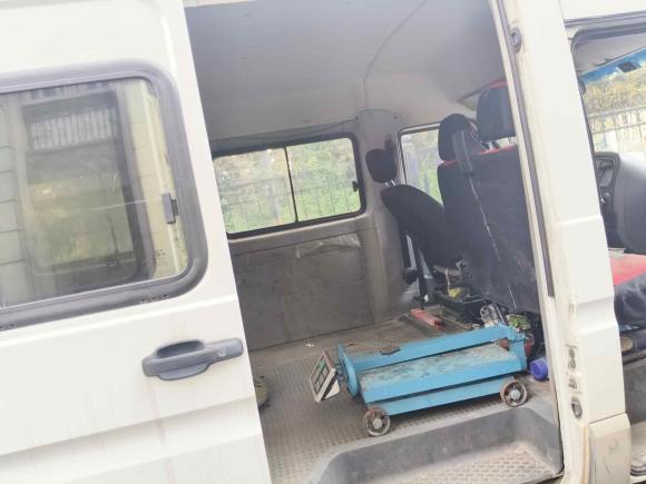 [杭州·浙A] 二手依维柯依维柯褒迪2012款 2.5T-A32 基本型