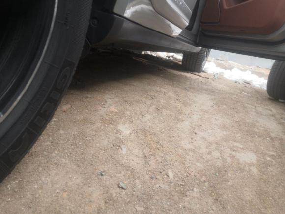 [青岛·鄂A] 二手众泰众泰SR92017款 2.0T 自动极致之梦版