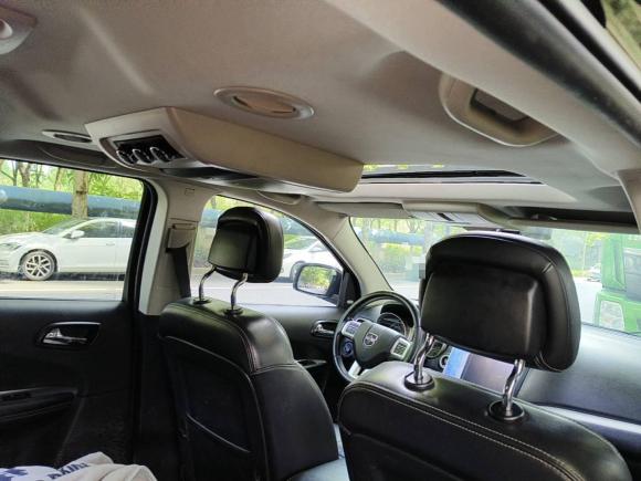 [南通·苏F] 二手道奇酷威2013款 2.4L 两驱尊尚版