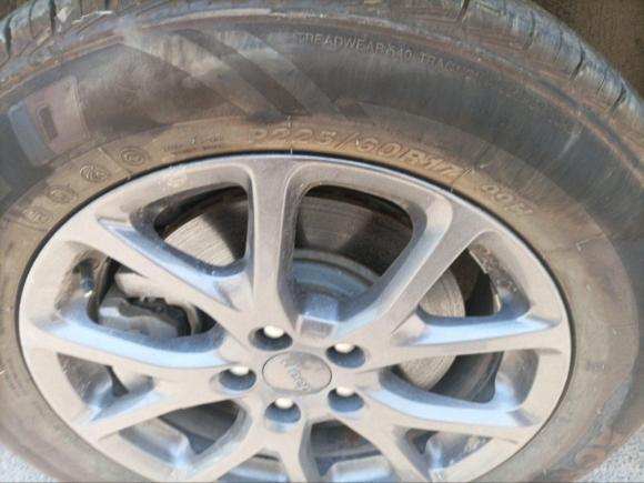 [义乌·浙G] 二手Jeep自由光2020款 2.0L 两驱经典运动版