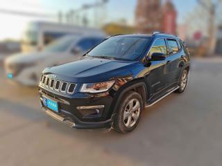 Jeep指南者2020款220T自动领先版