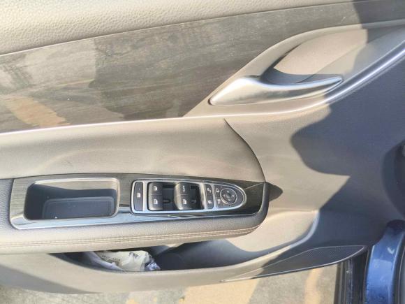 [深圳·桂A] 二手比亚迪宋MAX2018款 1.5T 自动智联豪华型 6座