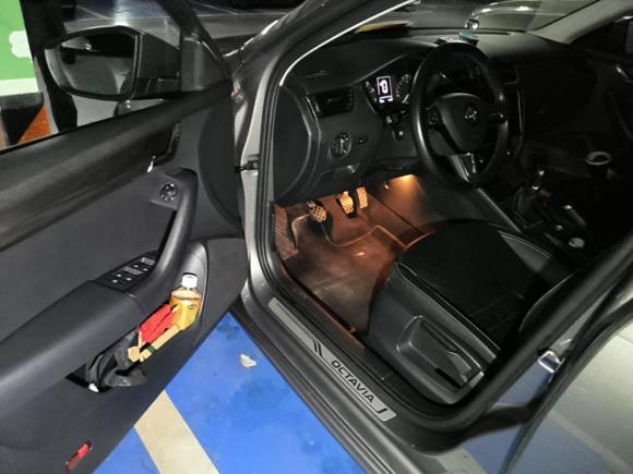 [西安·陕A] 二手斯柯达明锐2017款 1.6L 手动智行版