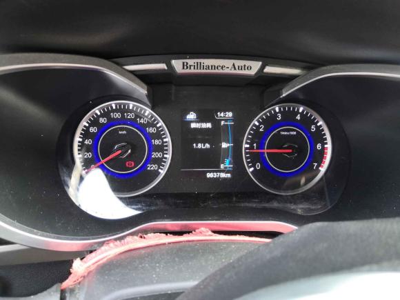 [成都·川A] 二手中华中华V32015款 1.5L 手动智能型