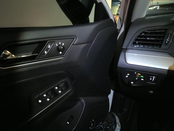 [深圳·鄂Q] 二手大众凌渡2018款 230TSI DSG风尚版