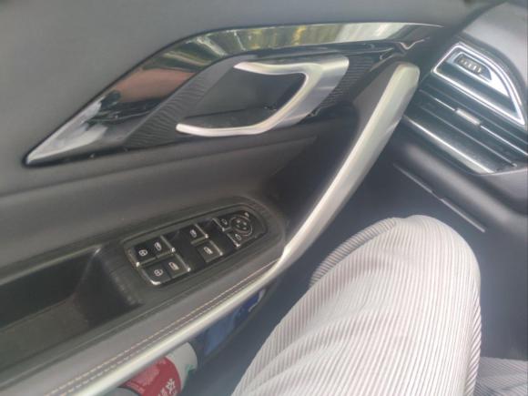 [嘉兴·浙E] 二手众泰众泰T5002018款 1.5T 手动尊享型