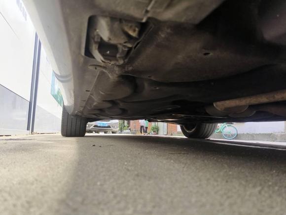 [广州·粤W] 二手奔驰奔驰E级2010款 E 300 L 时尚型