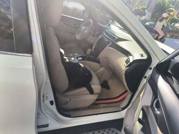 [广州·粤D] 二手日产奇骏2014款 2.0L CVT舒适版 2WD