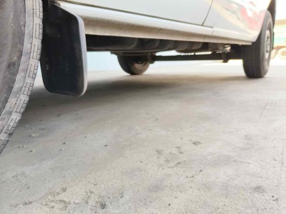 [青岛·鲁B] 二手福特全顺2017款 2.0T柴油厢式运输车短轴低顶国V