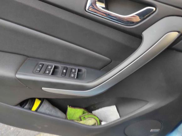 [上海·沪C] 二手奇瑞艾瑞泽52016款 1.5L 手动领潮版