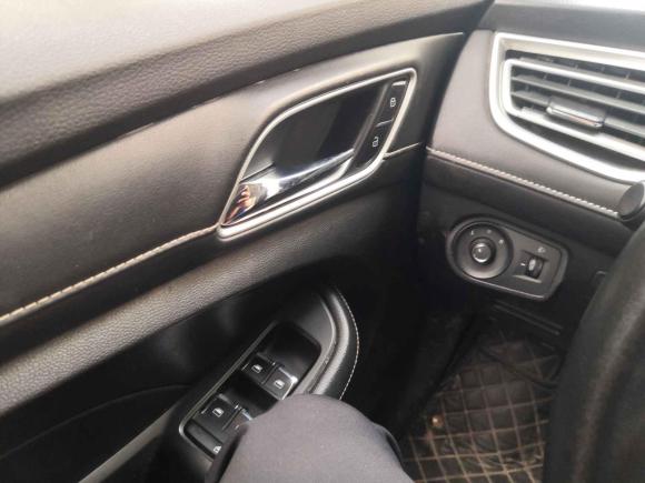 [成都·川A] 二手荣威荣威Ei52018款 互联网豪华版