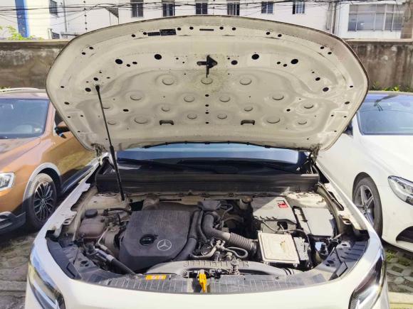 [上海·沪D] 二手奔驰奔驰GLB2020款 GLB 180 动感型