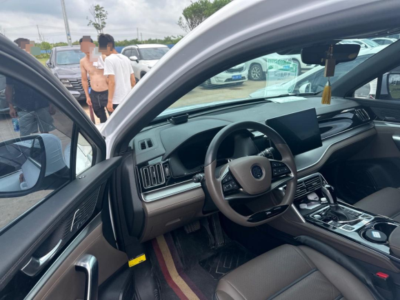 [成都·川A] 二手比亚迪唐2021款 2.0T 自动旗舰型