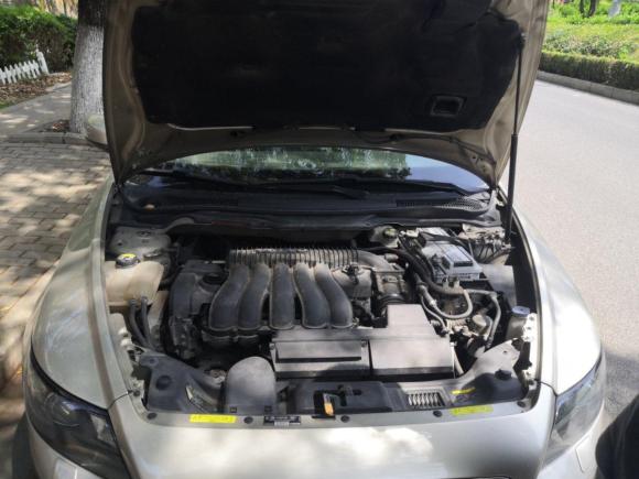 [上海·沪E] 二手沃尔沃沃尔沃S402006款 2.4i