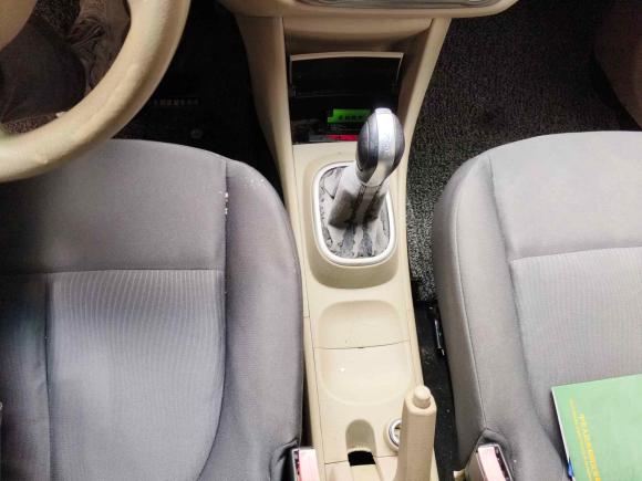 [深圳·粤B] 二手东风俊风E11K2019款 标准型