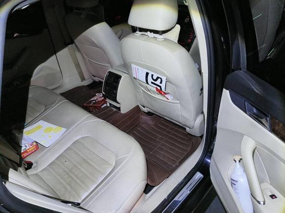 [武汉·鄂A] 二手大众帕萨特2011款 1.8TSI DSG御尊版