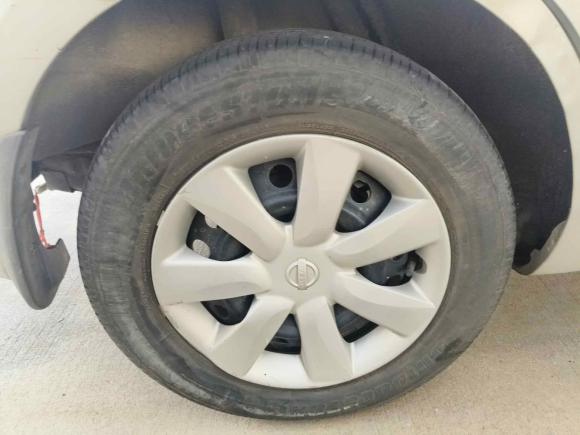 [苏州·苏E] 二手日产骊威2010款 劲悦版 1.6L 手动全能型