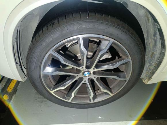 [深圳·粤B] 二手宝马宝马X32022款 xDrive30i 领先型 M曜夜套装