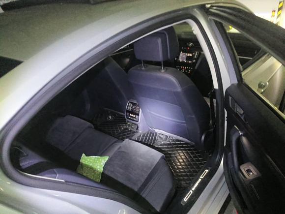 [上海·沪B] 二手大众迈腾2017款 330TSI DSG 尊贵型