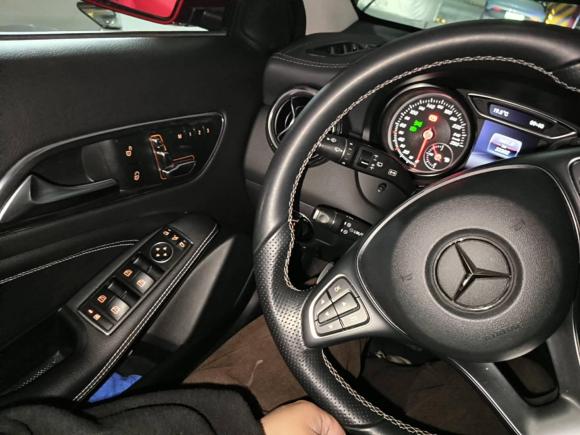 [杭州·浙A] 二手奔驰奔驰GLA2018款 GLA 200 时尚型