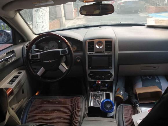 [苏州·苏E] 二手克莱斯勒克莱斯勒300C2006款 2.7L 豪华版