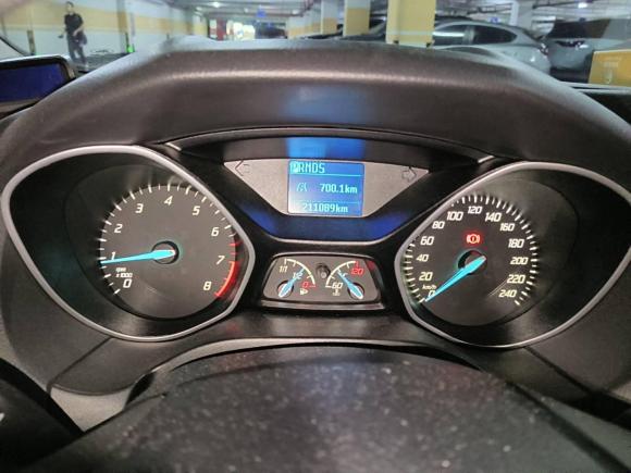 [佛山·粤X] 二手福特福克斯2012款 两厢 1.6L 自动舒适型