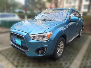 三菱劲炫ASX2013款 2.0L CVT两驱精英版