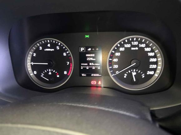 [成都·川A] 二手现代途胜2015款 1.6T 双离合两驱智能型