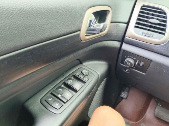 [南通·苏F] 二手Jeep大切诺基2014款 3.6L 舒适导航版