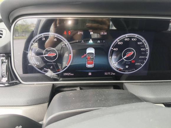 [深圳·粤B] 二手红旗红旗HS52022款 改款 2.0T 智联旗享版