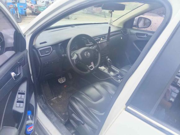 [苏州·苏E] 二手东风风光风光5802016款 1.5T CVT豪华型