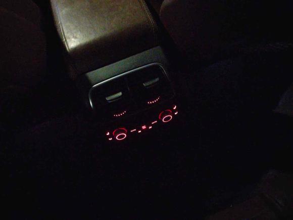 [上海·沪F] 二手奥迪奥迪A6L2016款 50 TFSI quattro 豪华型