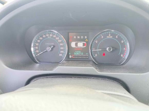 [上海·沪N] 二手捷豹捷豹XF2013款 XF 3.0 SC 风华版