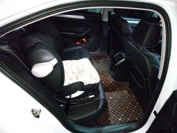 [上海·沪E] 二手斯柯达速派2019款 改款 TSI330 DSG舒适版