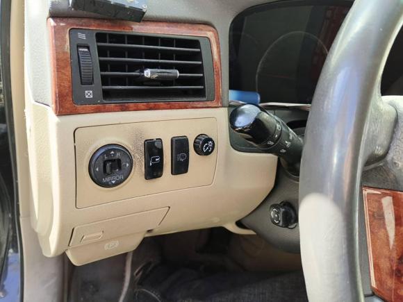 [北京·京E] 二手丰田皇冠2006款 2.5L Royal 真皮版