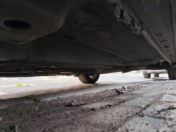 [南京·苏A] 二手荣威荣威9502012款 2.4L 豪华版