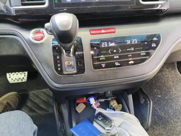 [南通·苏F] 二手本田艾力绅2016款 2.4L 豪华版