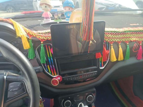 [成都·川U] 二手一汽森雅R72016款 1.6L 手动智能型